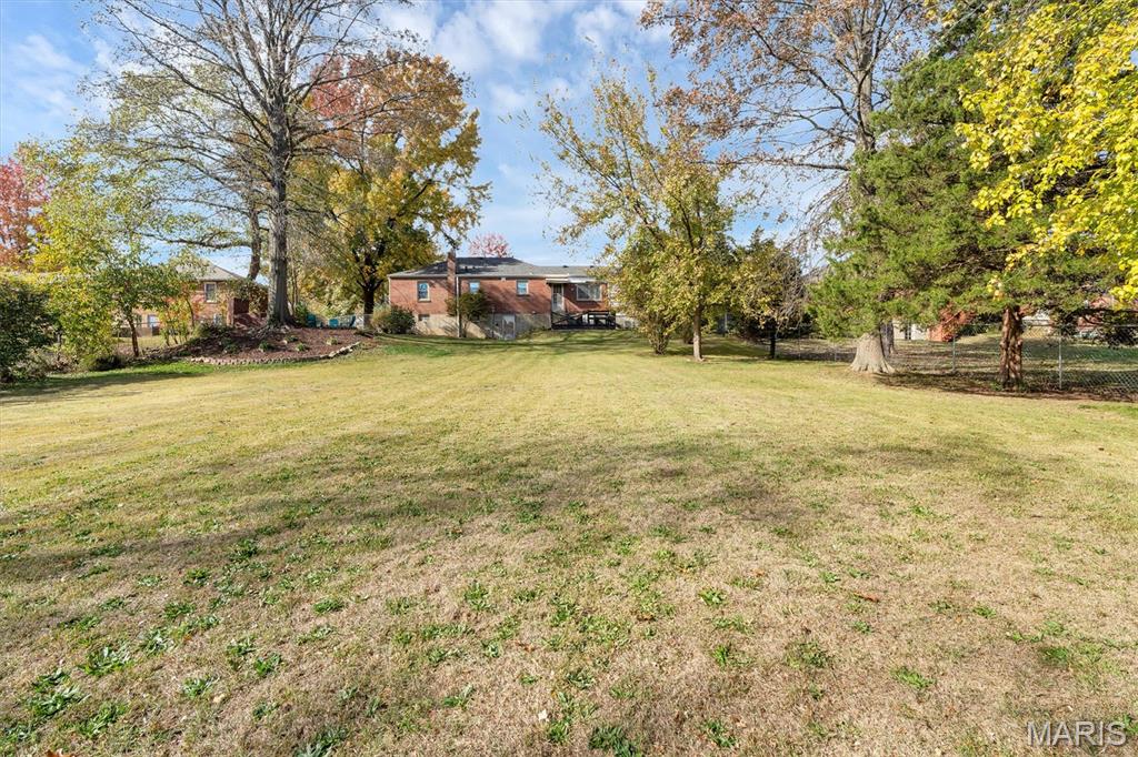 8216 MacKenzie Road Affton, MO 63123 - Photo 46 of 51