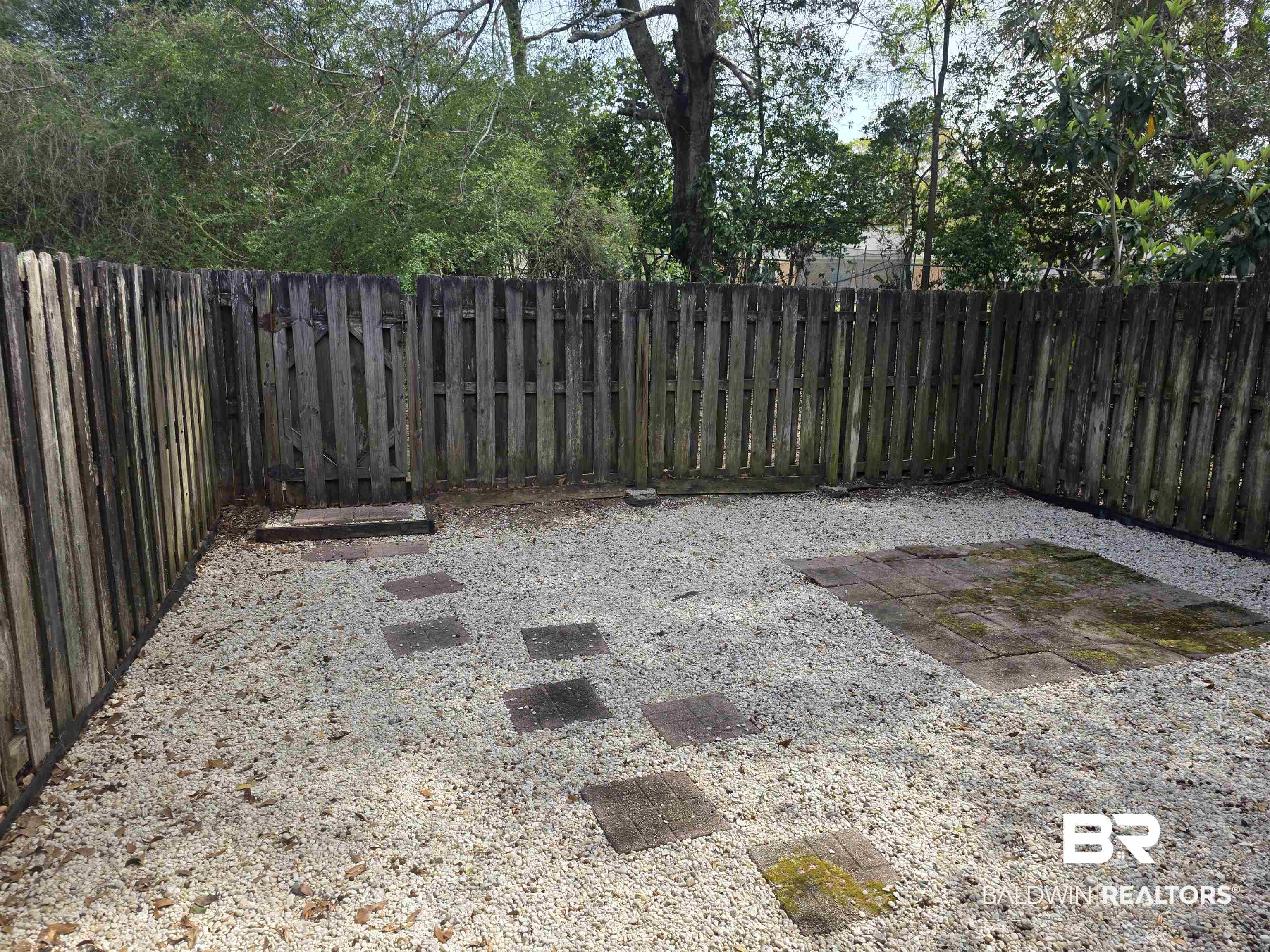 6701 Dickens Ferry Road, Unit 33 Mobile, AL 36608 - Photo 36 of 44 Gallery Image 36