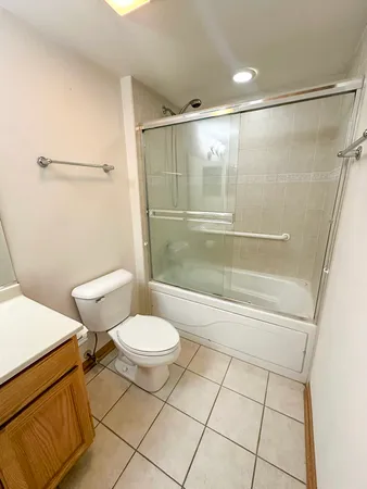 $299,900 | 3258 North Harlem Avenue, Unit 209, Chicago, IL 60634
