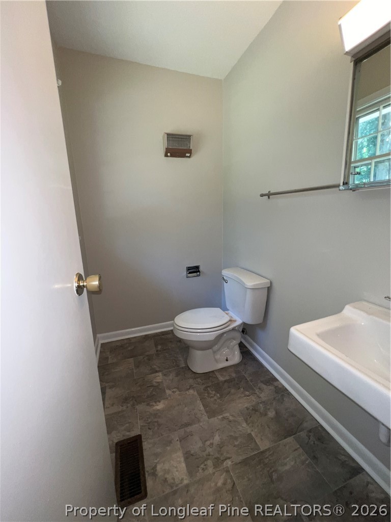 2904 Collingwood Street Spring Lake, NC 28390 - Photo 16 of 19