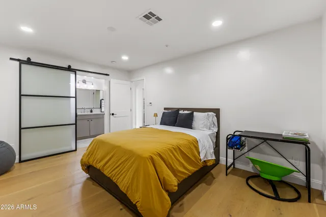 $3,300,000 | 5614 North 75th Place, Scottsdale, AZ 85250