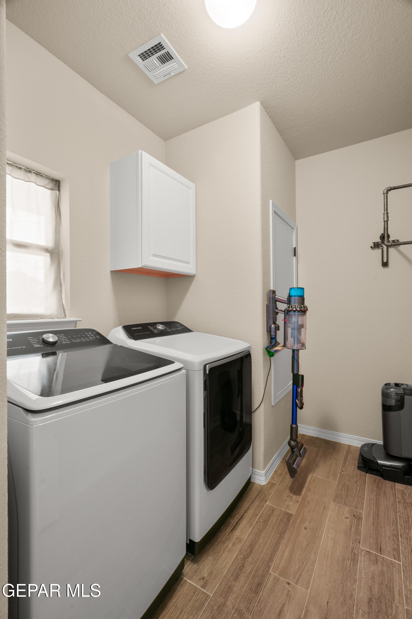 2053 Tim Foster Street El Paso, TX 79938 - Photo 31 of 57 2053 Tim Foster St-25