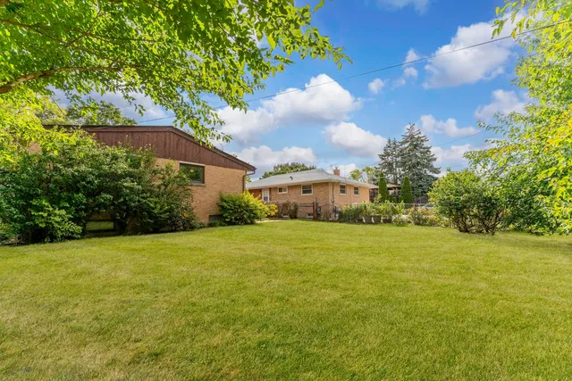 $425,000 | 8616 North Oleander Avenue, Niles, IL 60714