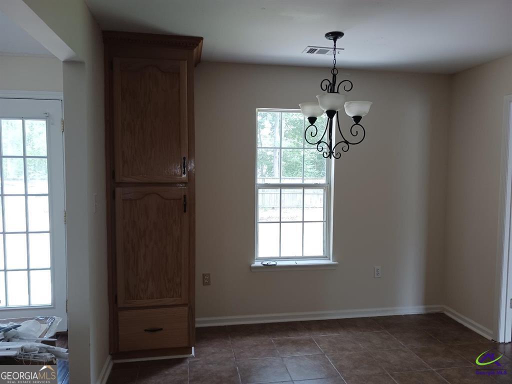 732 Gateway Drive Bonaire, GA 31005 - Photo 3 of 15