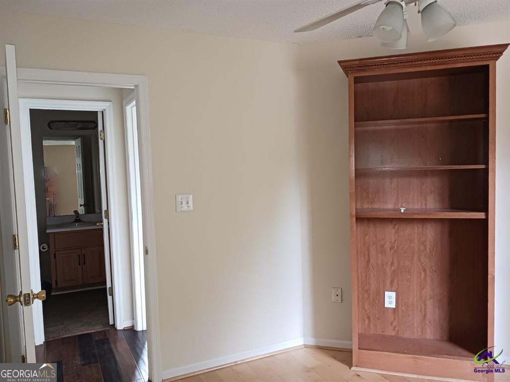 732 Gateway Drive Bonaire, GA 31005 - Photo 4 of 15