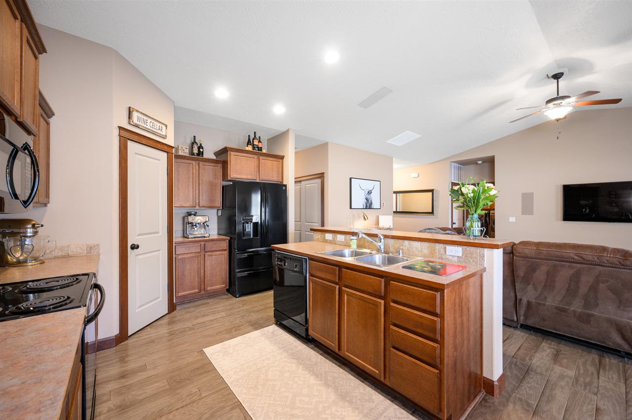 3902 Moonlight Court Spokane, WA 99208 - Photo 8 of 20 Gallery Image 8