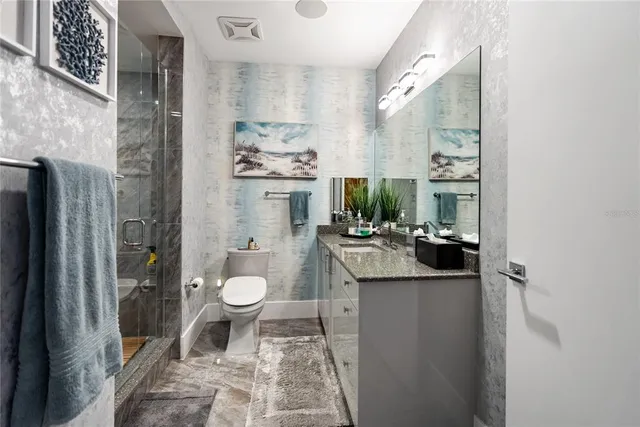 $4,390,000 | 540 North Tamiami Trail, Unit 702, Sarasota, FL 34236