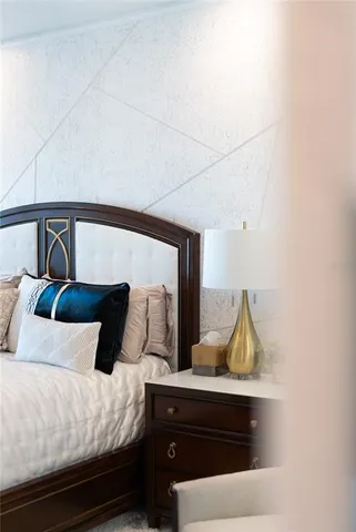 $4,390,000 | 540 North Tamiami Trail, Unit 702, Sarasota, FL 34236