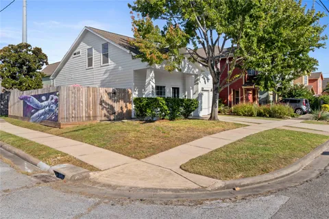 $2,100 | 4505 Gano Street, Houston, TX 77009