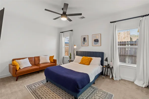 $2,100 | 4505 Gano Street, Houston, TX 77009