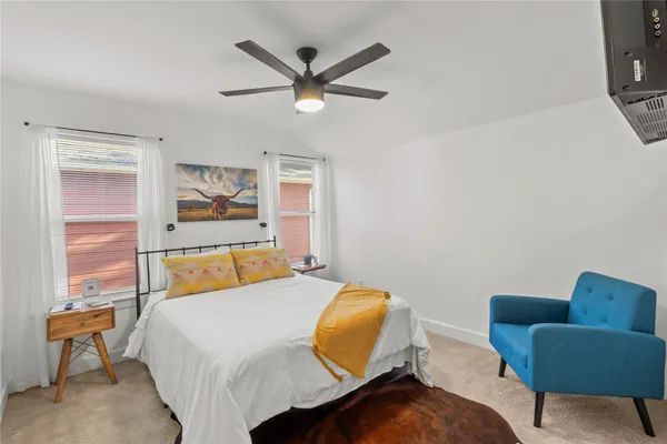 $2,100 | 4505 Gano Street, Houston, TX 77009