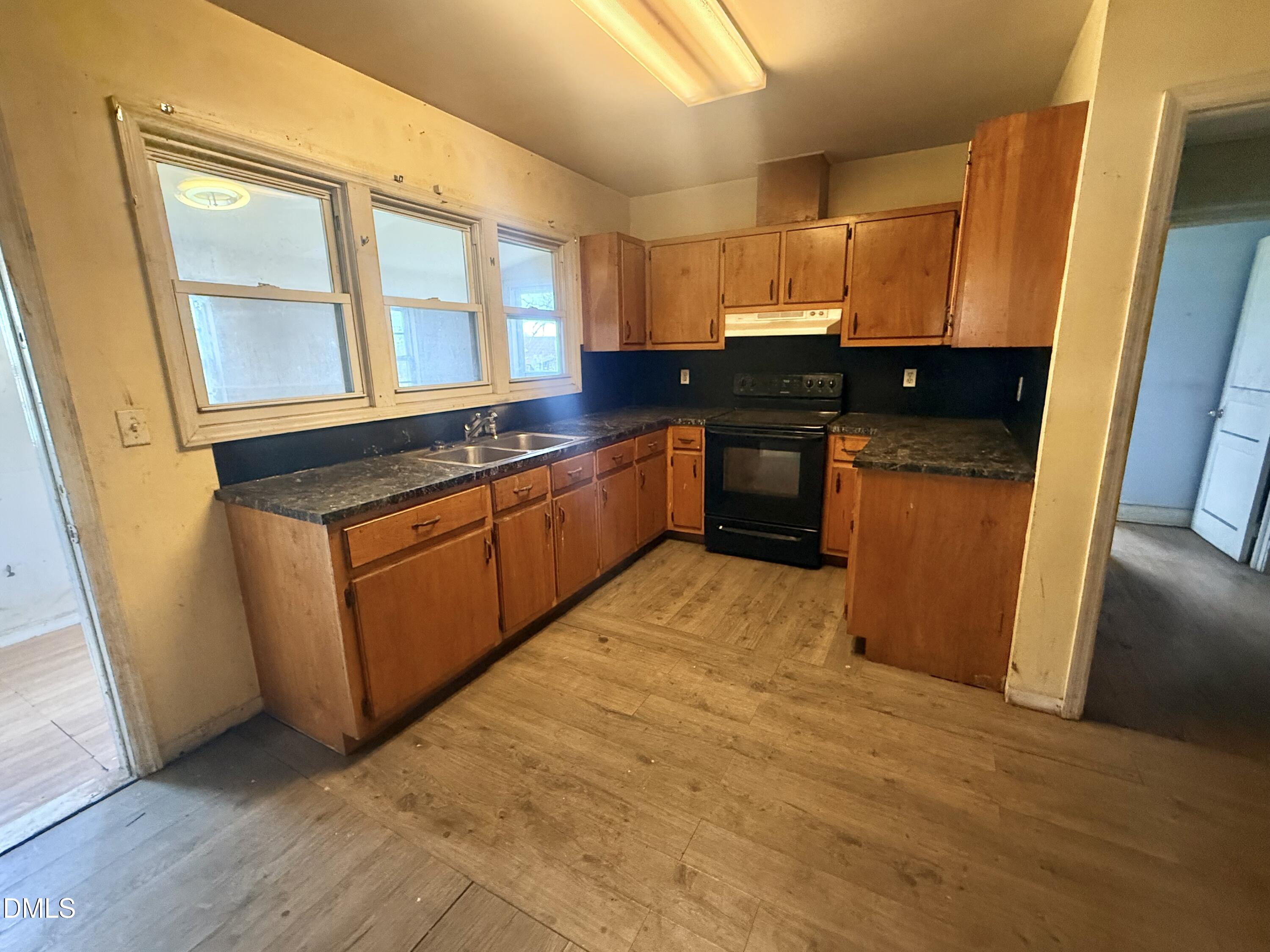 6439 Boston Road Roxboro, NC 27574 - Photo 4 of 19 IMG_6680