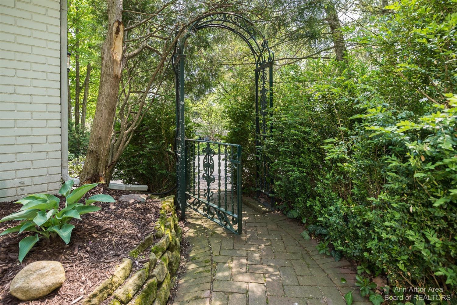 3025 Exmoor Road Ann Arbor, MI 48104 - Photo 74 of 75 Photo 74