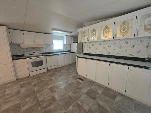 $1,300 | 6343 Beloit Avenue, Keystone Heights, FL 32656