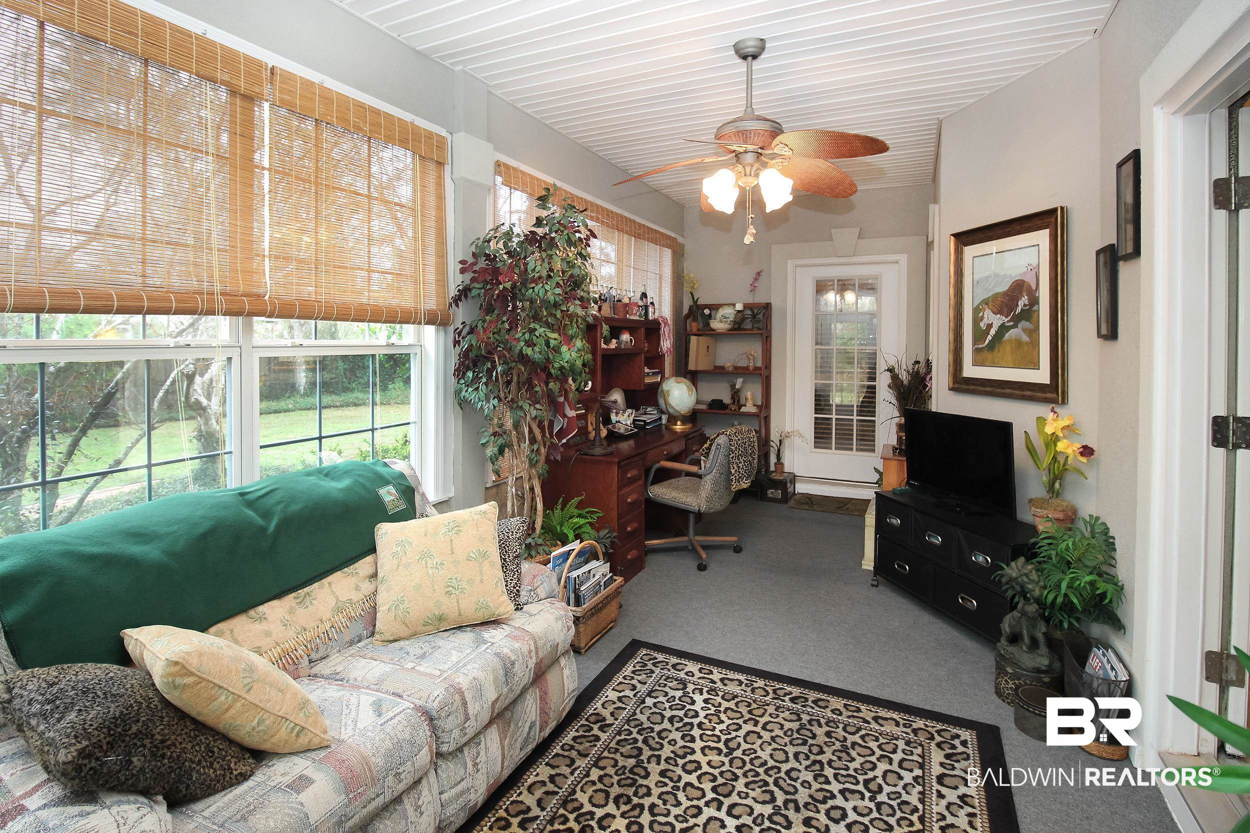 1601 North Pine Street Foley, AL 36535 - Photo 15 of 23 Sun Room