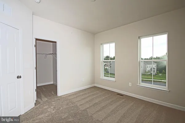 $625,000 | 5906 Hunt Weber Drive, Clinton, MD 20735