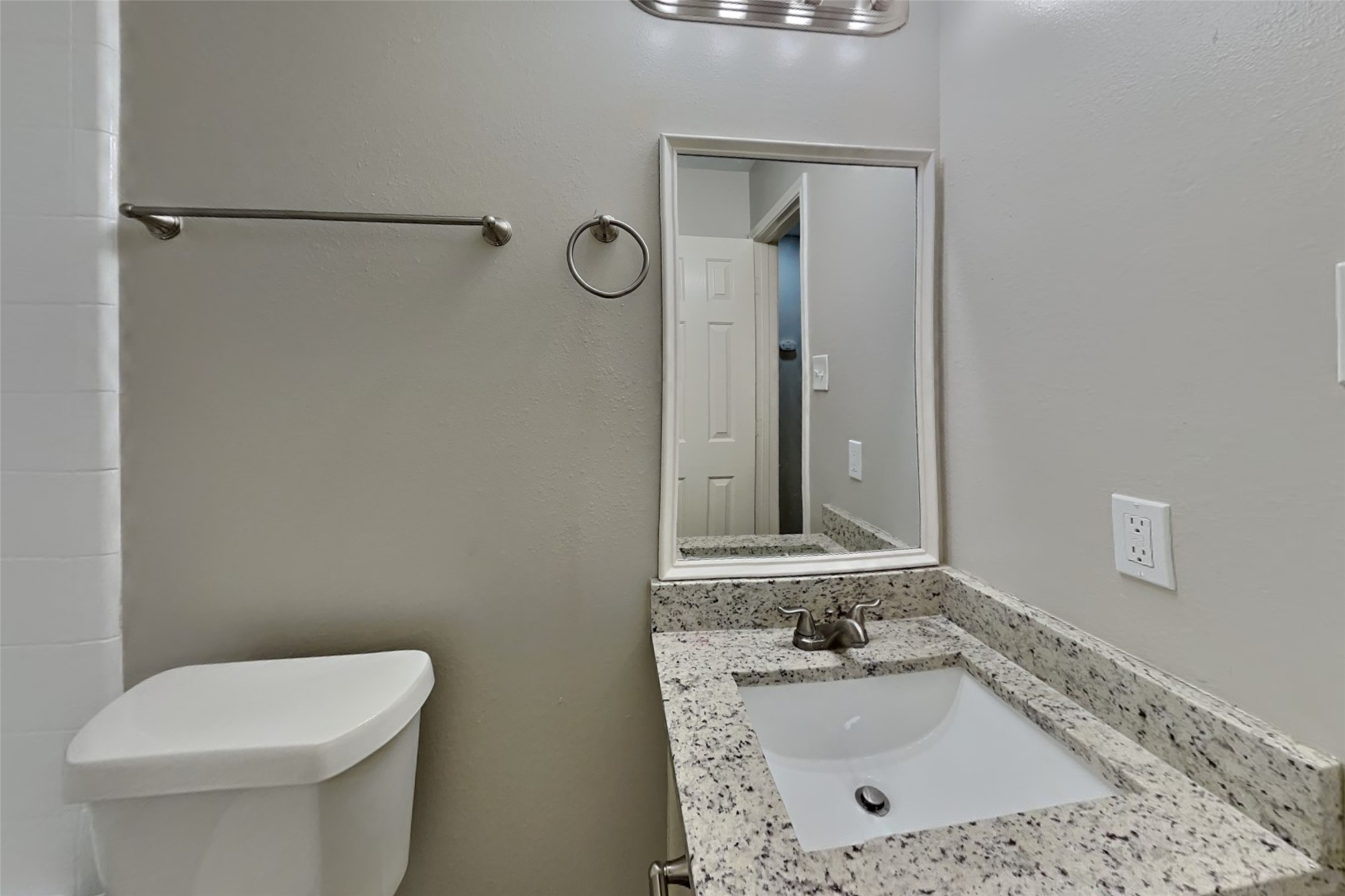 814 Gunnison Magnolia, TX 77354 - Photo 16 of 22