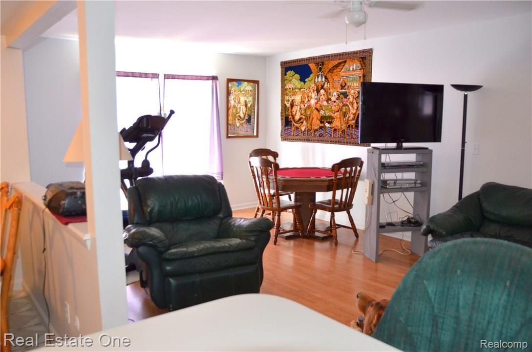 1301 Rochester Road Leonard, MI 48367 - Photo 16 of 26 15.JPG