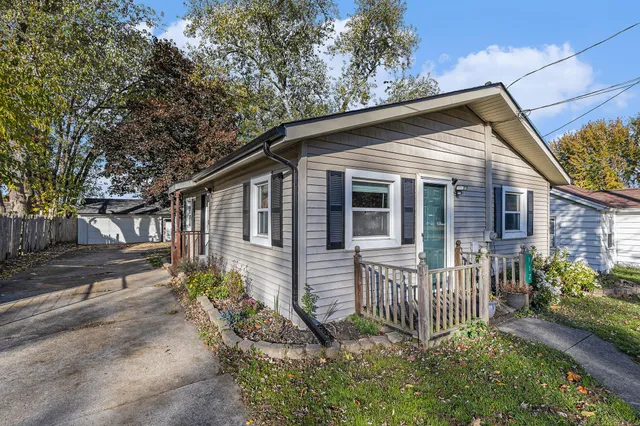 $128,000 | 112 North High Street, Leslie, MI 49251