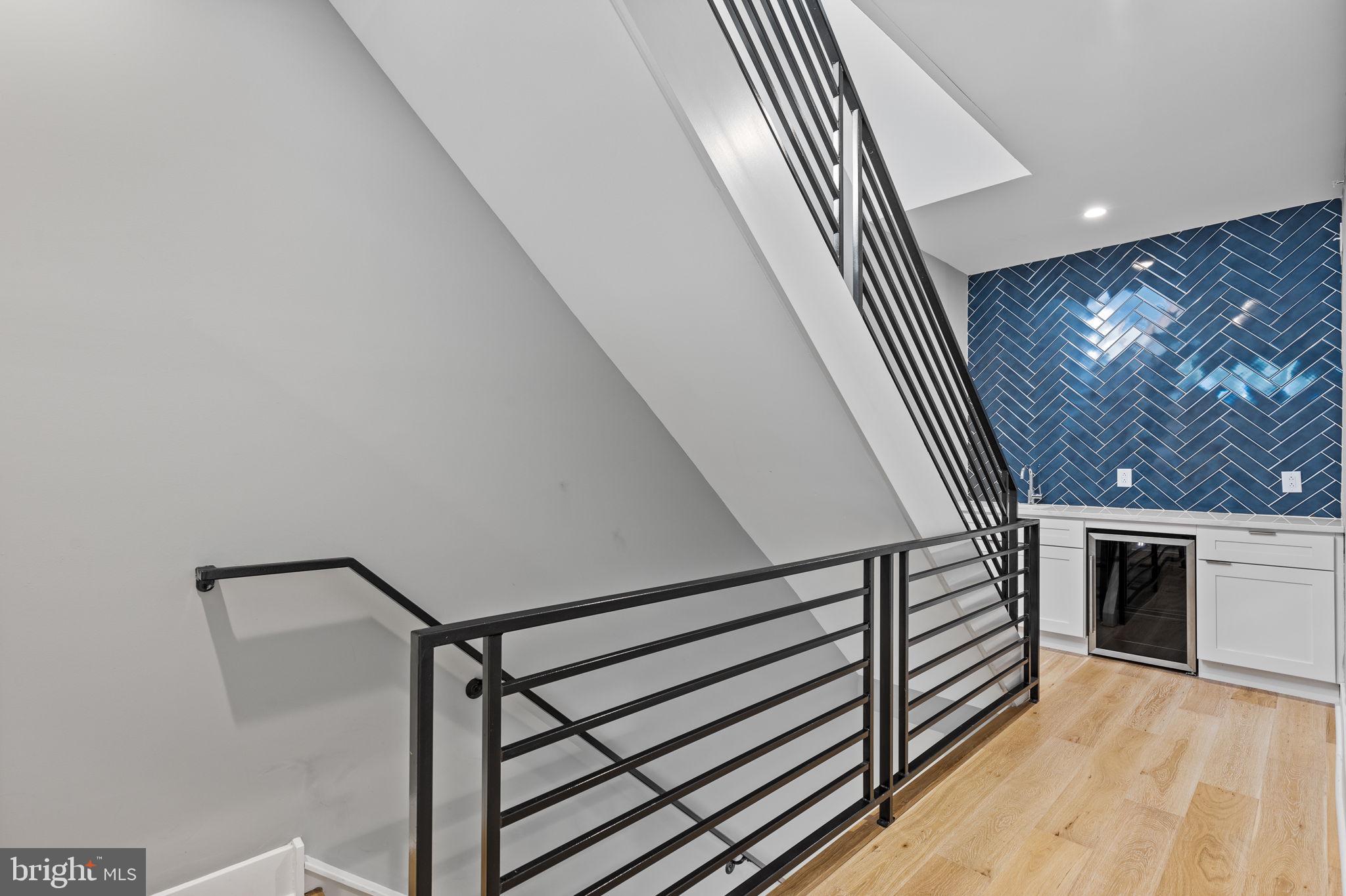 2227 League Street Philadelphia, PA 19146 - Photo 22 of 45 Third floor hallway