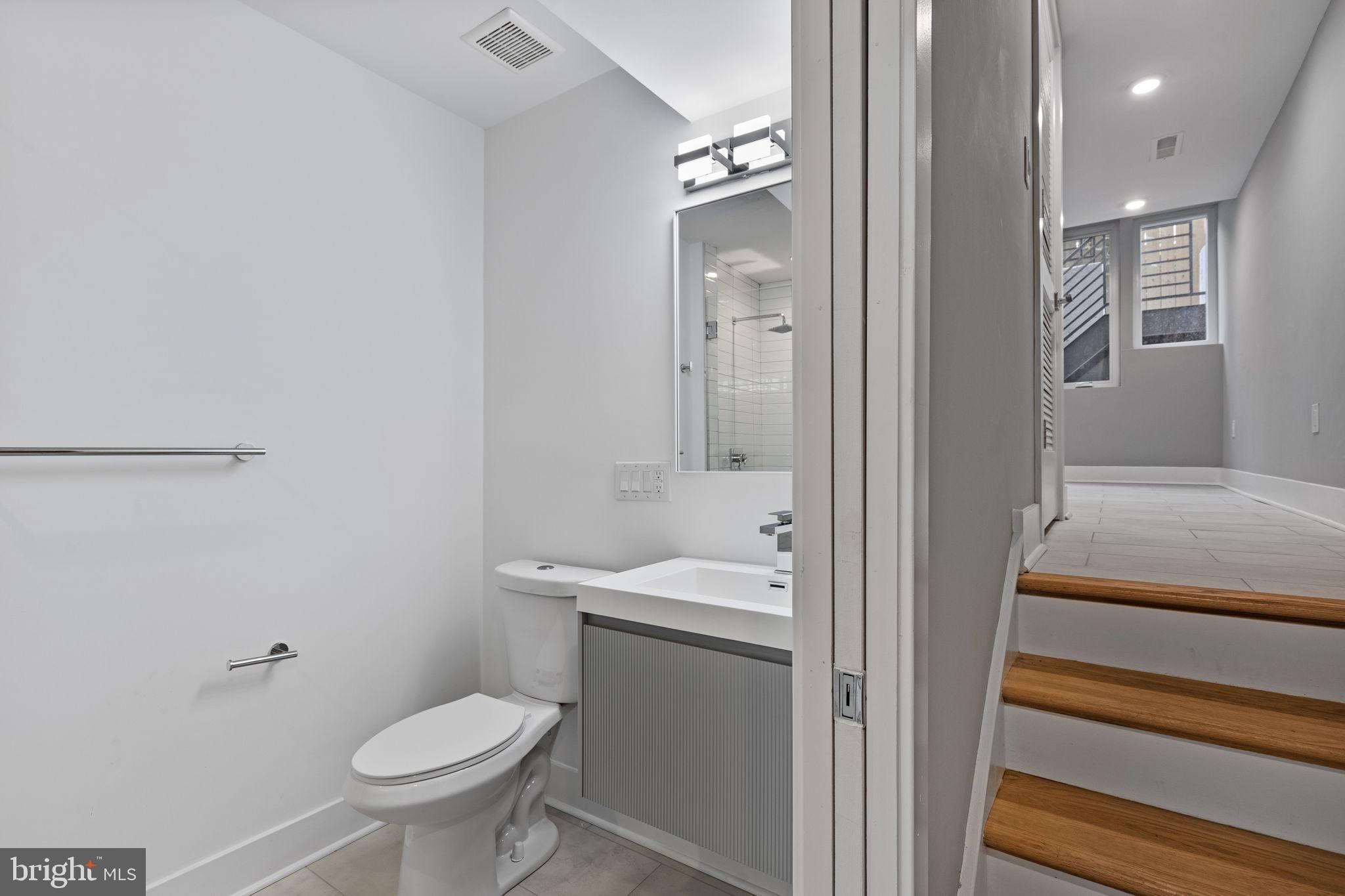 2227 League Street Philadelphia, PA 19146 - Photo 40 of 45 Basement bathroom