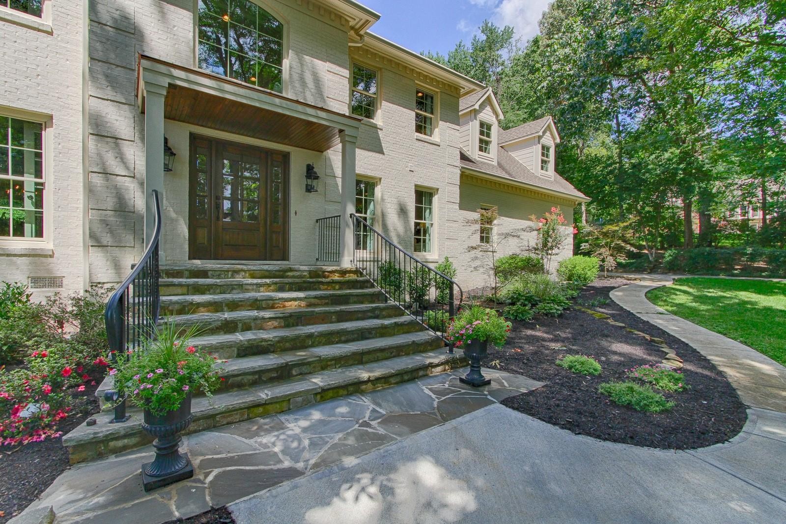 233 Baltusrol Road, Unit 1 Knoxville, TN 37934 - Photo 3 of 36 Gallery Image 3