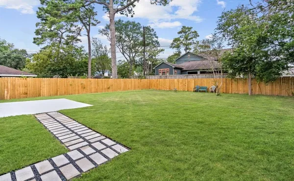 $550,000 | 2118 Wakefield Drive, Houston, TX 77018