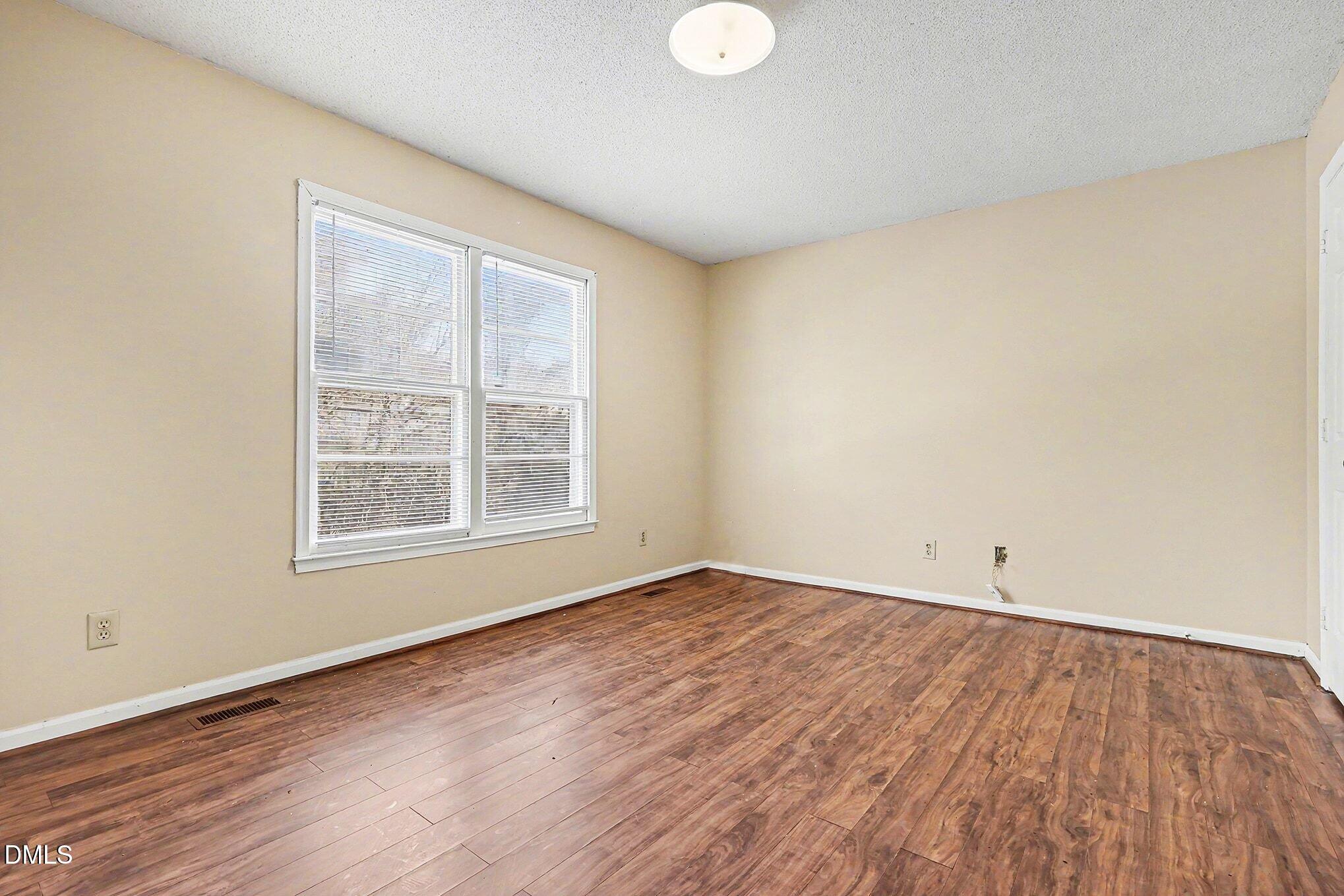 3618 Pine Knoll Drive Raleigh, NC 27604 - Photo 12 of 19 012_file_8505