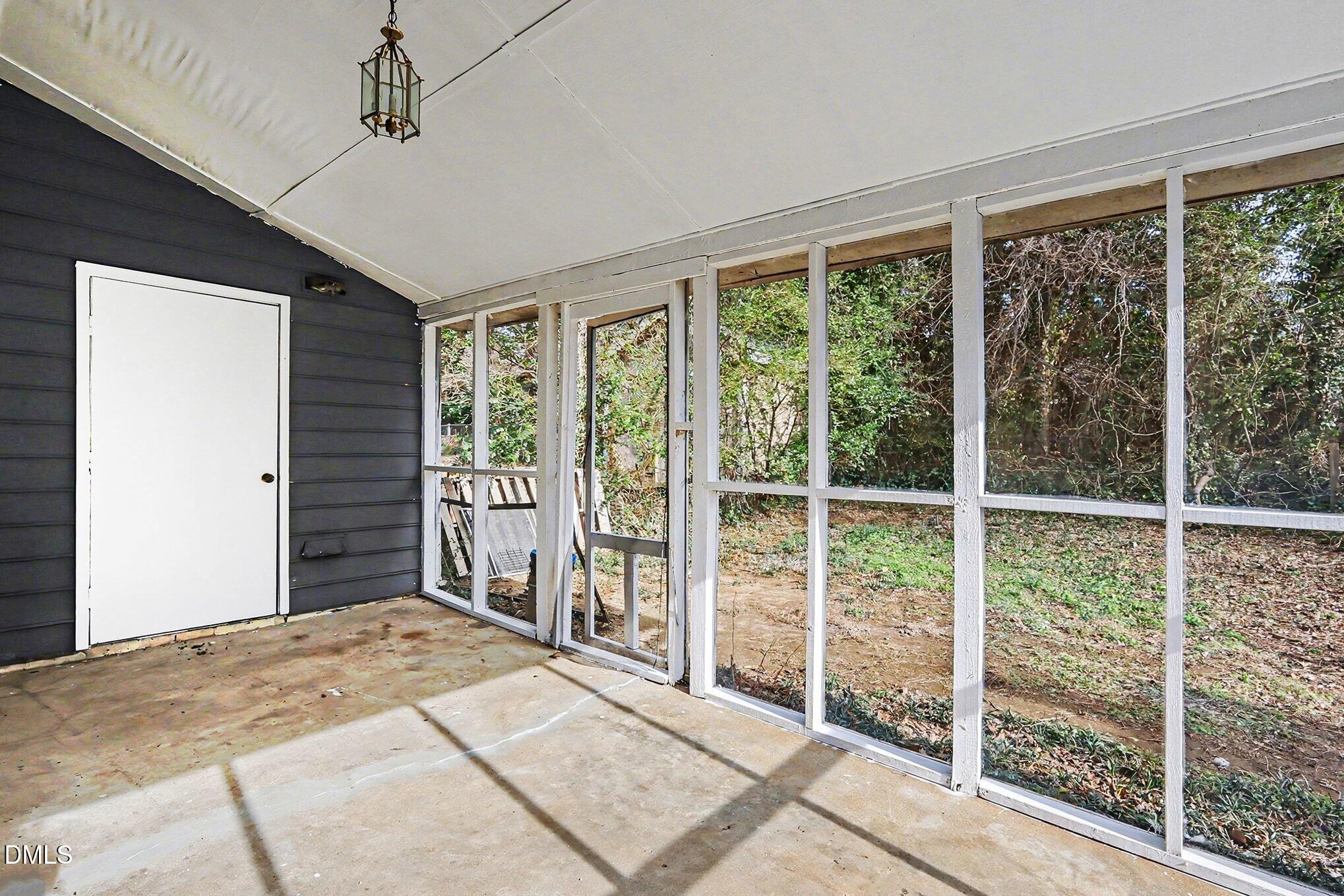 3618 Pine Knoll Drive Raleigh, NC 27604 - Photo 15 of 19 015_file_8401