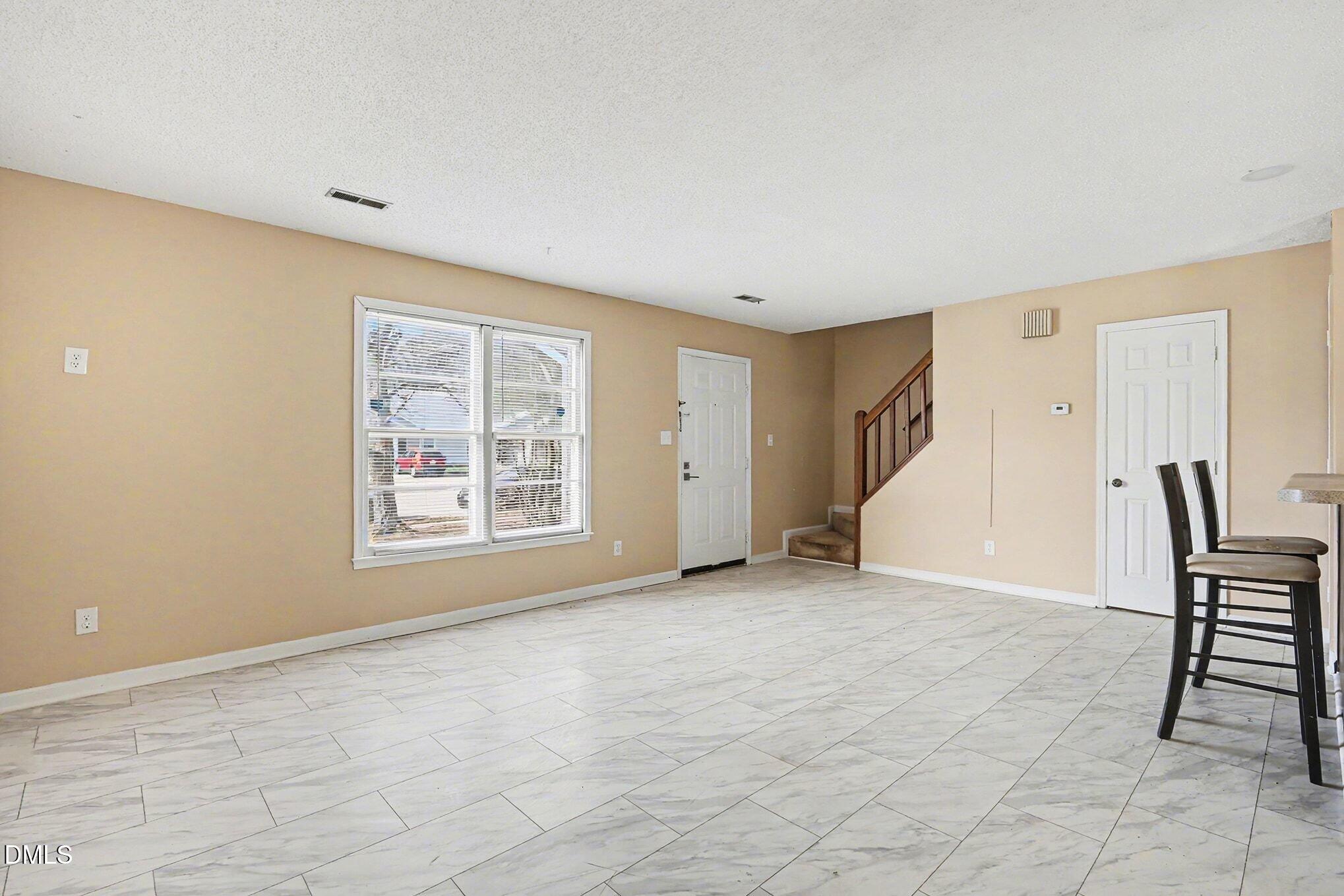 3618 Pine Knoll Drive Raleigh, NC 27604 - Photo 5 of 19 005_file_9312