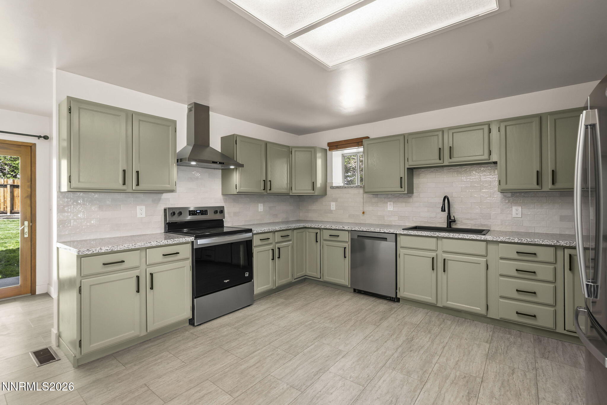 1785 Bonneville Avenue Reno, NV 89503 - Photo 12 of 30 10-web-or-mls-_DSC0982