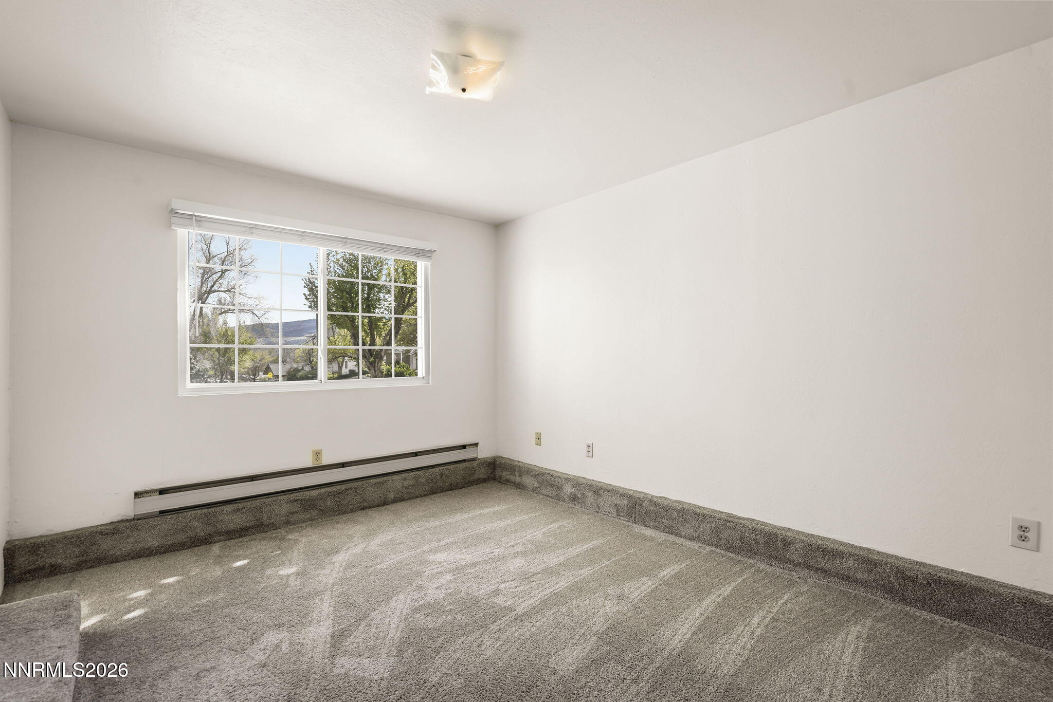 1785 Bonneville Avenue Reno, NV 89503 - Photo 19 of 30 17-web-or-mls-_DSC0957