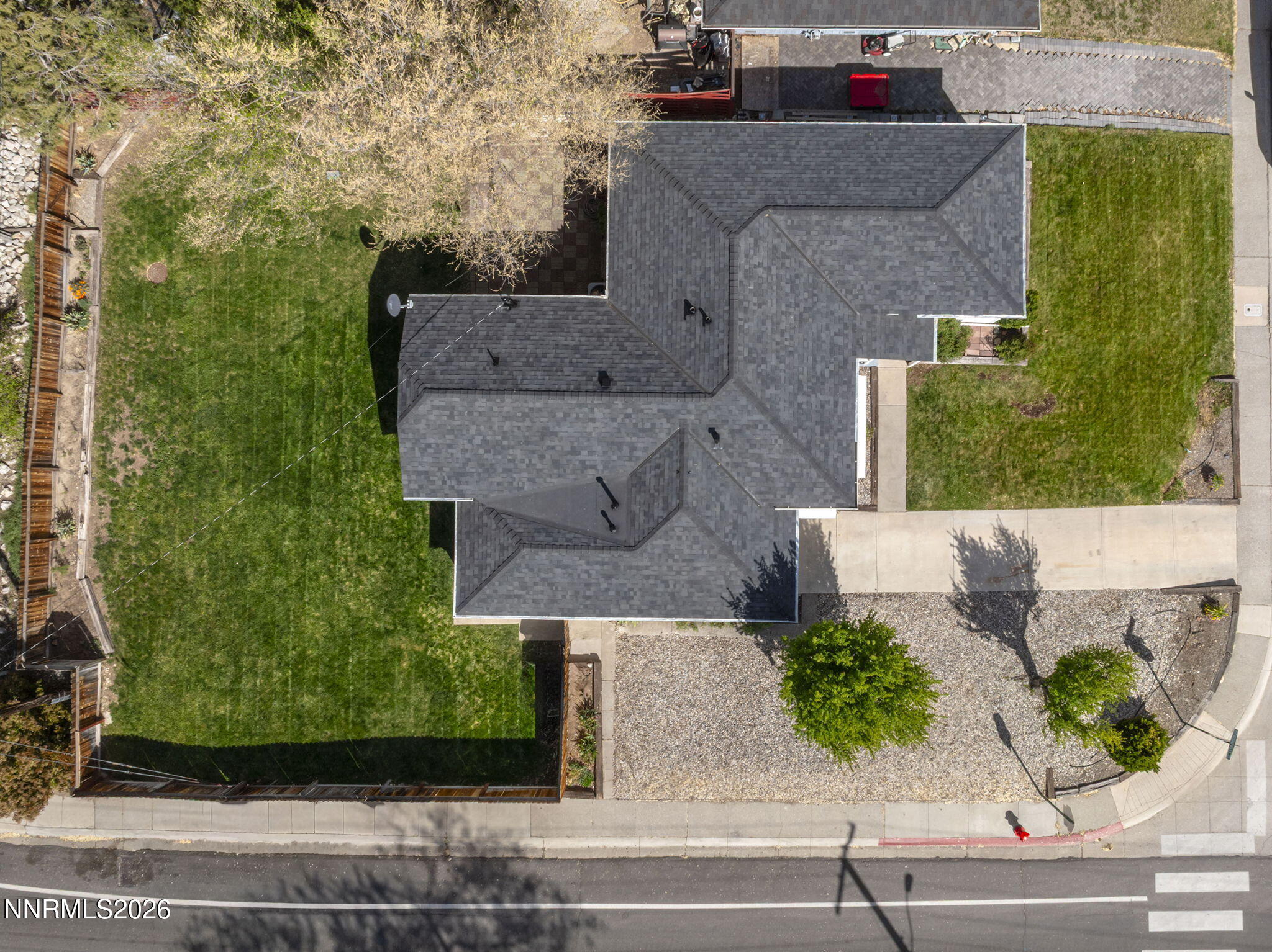 1785 Bonneville Avenue Reno, NV 89503 - Photo 6 of 30 26-web-or-mls-DJI_0046
