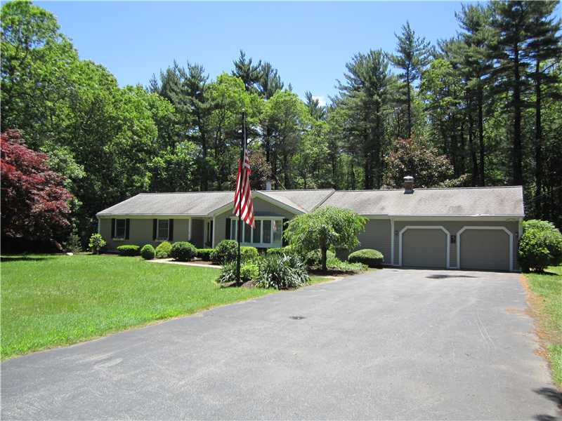 1234 Fish Hill Road West Greenwich, RI 02817 - Photo 1 of 21 Exterior Front.