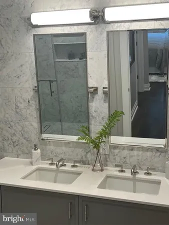 $882,000 | 10212 Montgomery Avenue, Unit 9, Kensington, MD 20895