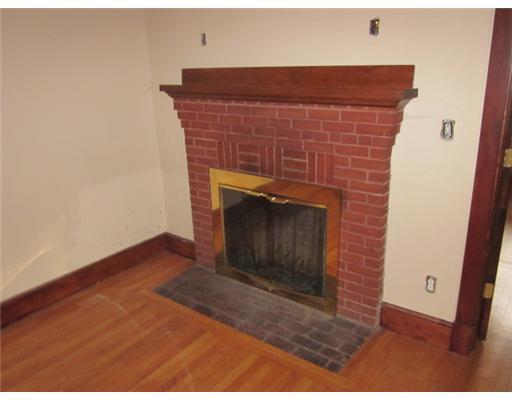 240 Main Street Westbrook, ME 04092 - Photo 5 of 25 Living Room.