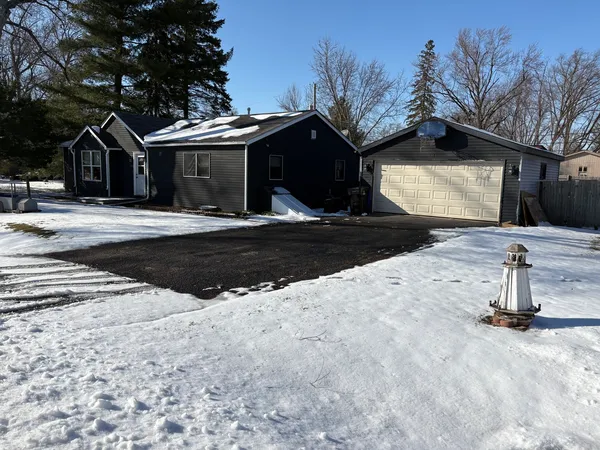 $235,000 | 7118 Seminole Drive, Wonder Lake, IL 60097