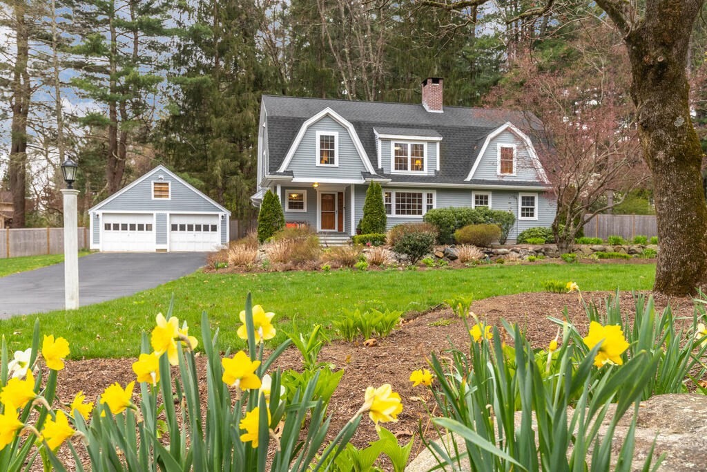 239 Old Lancaster Road Sudbury, MA 01776 - Photo 1 of 24 Gallery Image 1