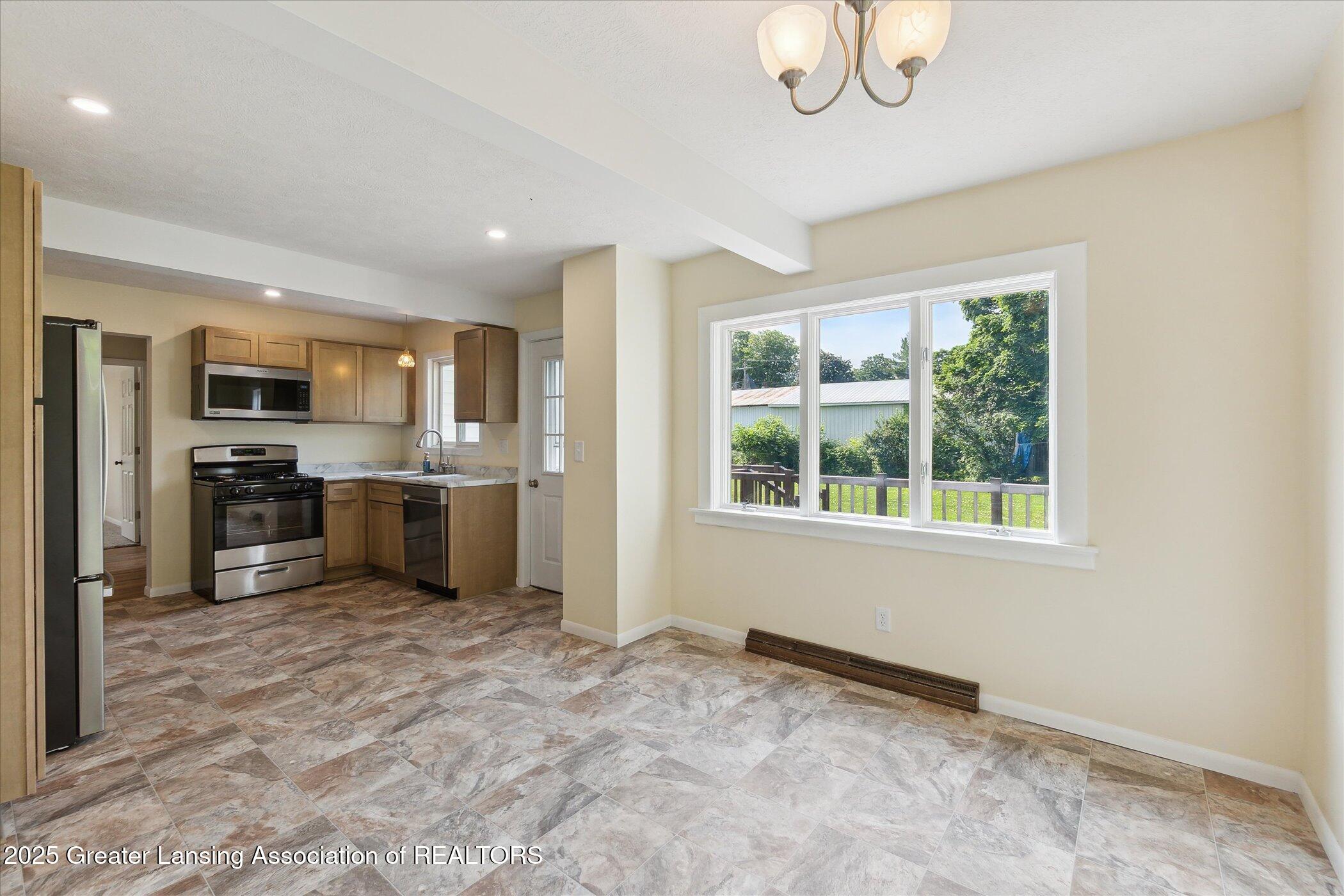 127 West Main Street Maple Rapids, MI 48853 - Photo 11 of 43 10-127-W-Main-St-Maple-Rapids-MI-48853-W