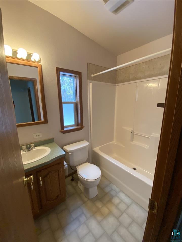 70610 Clevette Road Ashland, WI 54806 - Photo 8 of 15