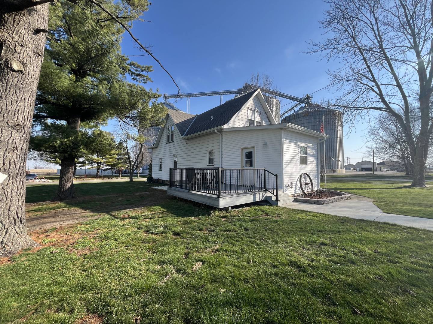 300 Main Street Leonore, IL 61332 - Photo 6 of 33 Gallery Image 6
