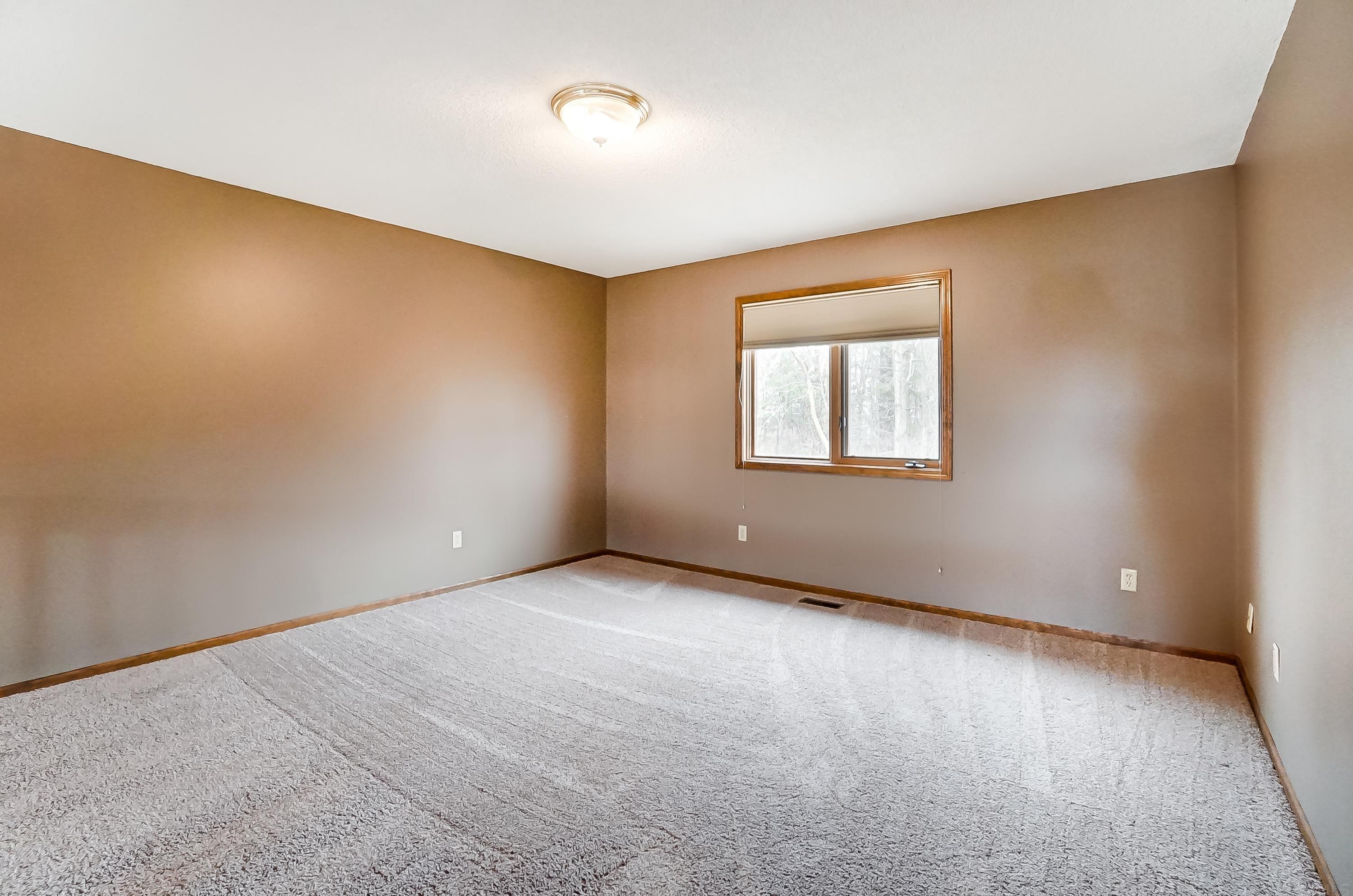 2029 Broken Oak Road Fort Wayne, IN 46818 - Photo 15 of 28
