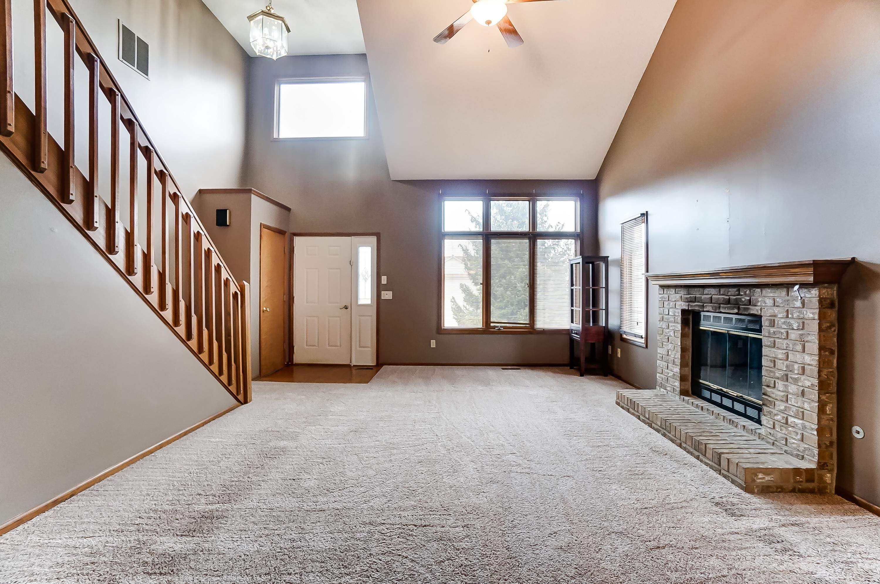 2029 Broken Oak Road Fort Wayne, IN 46818 - Photo 3 of 28