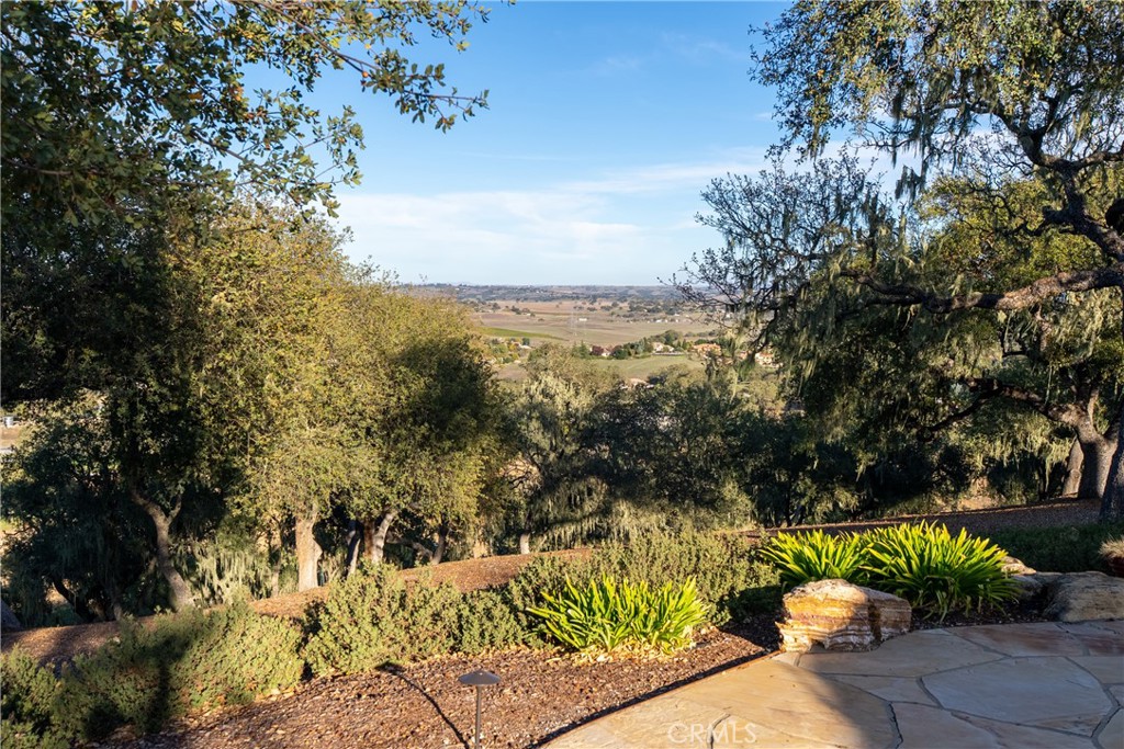 2438 Battering Rock Road Templeton, CA 93465 - Photo 62 of 67