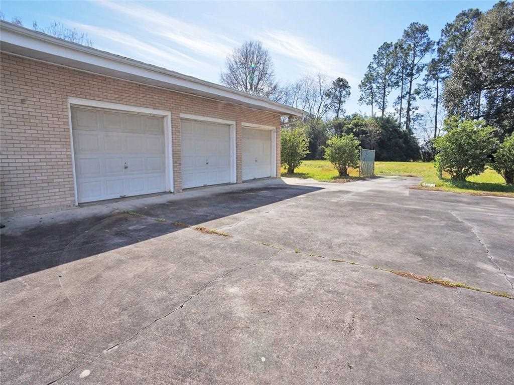 3738 Highway 1 Raceland, LA 70394 - Photo 5 of 39