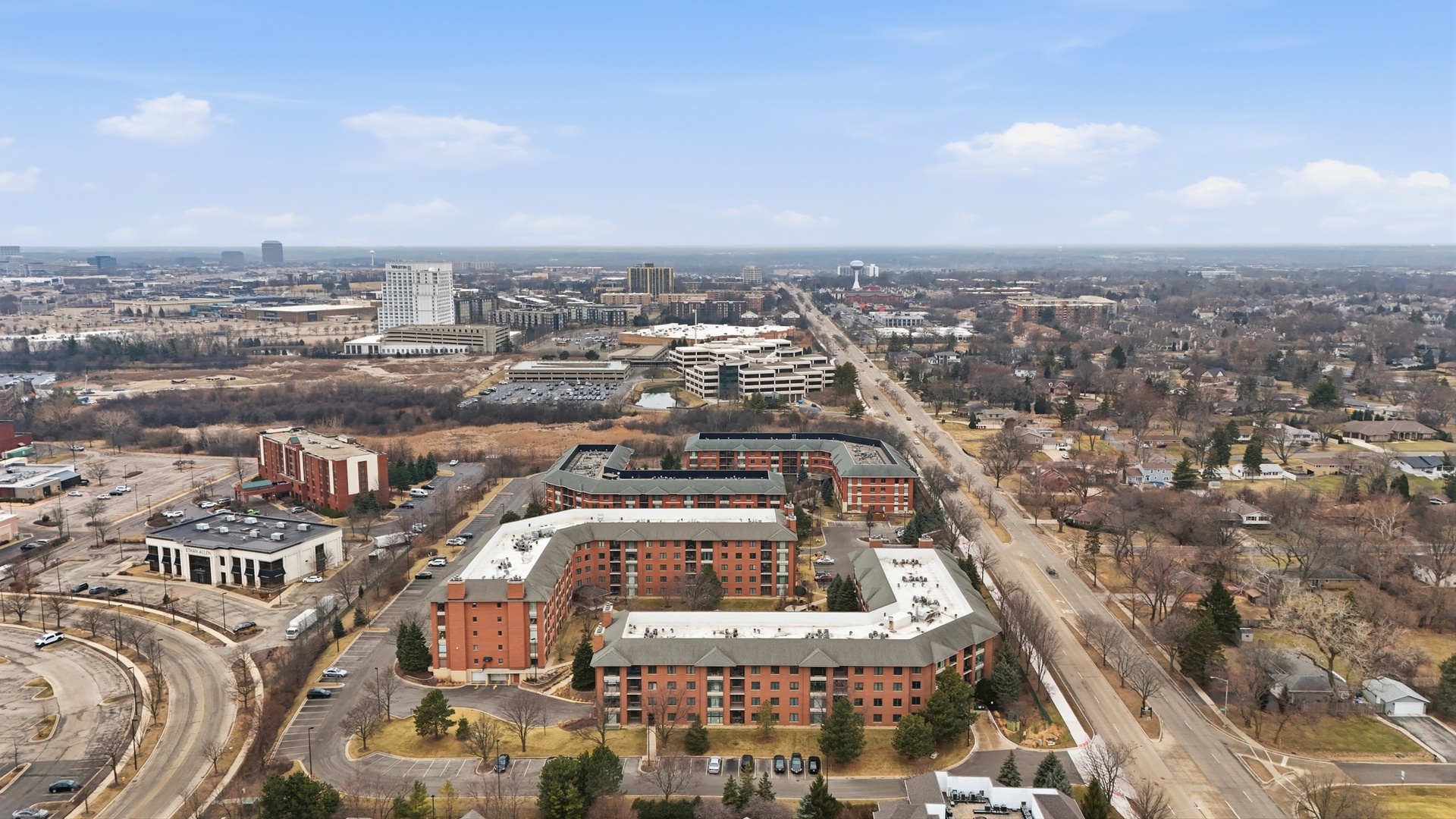 875 East 22nd Street, Unit 410 Lombard, IL 60148 - Photo 28 of 30 an aerial view of a city