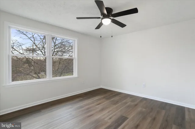 $324,900 | 672 Montmorency Drive, Bunker Hill, WV 25413