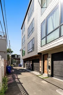 $1,785,000 | 7 A Kemble Place, Boston, MA 02127