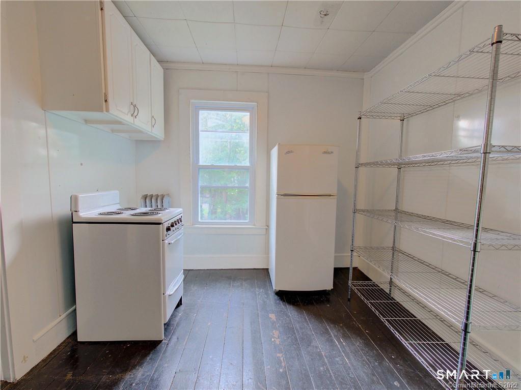 251 Williams Street, Unit 2 New London, CT 06320 - Photo 4 of 19