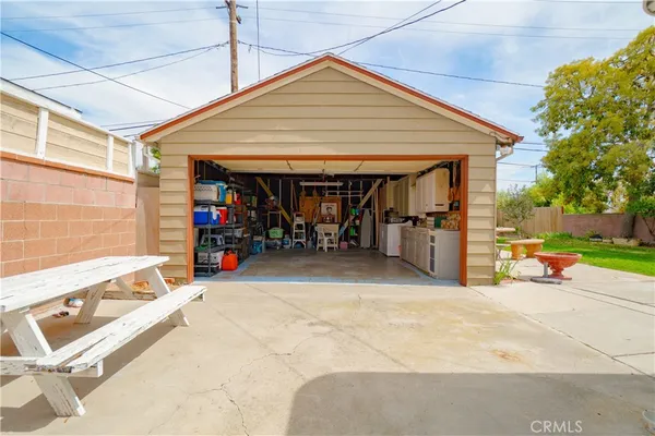 $925,000 | 15522 Yukon Avenue, Lawndale, CA 90260